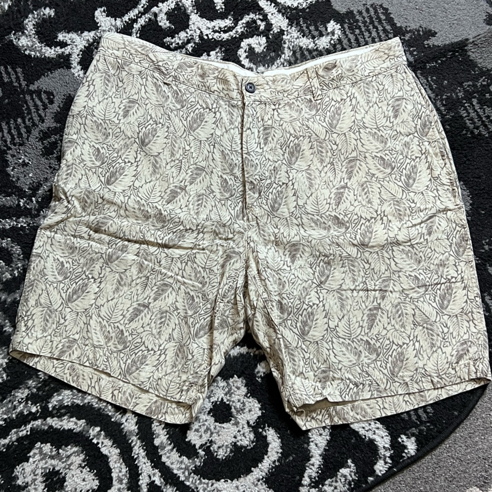 Murano Mens linen Bermuda shorts